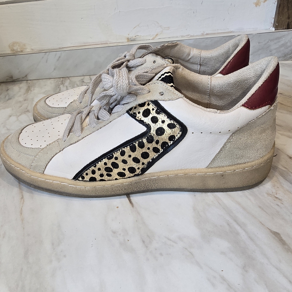 ShuShop Women's White, Gold, and Red Sneakers